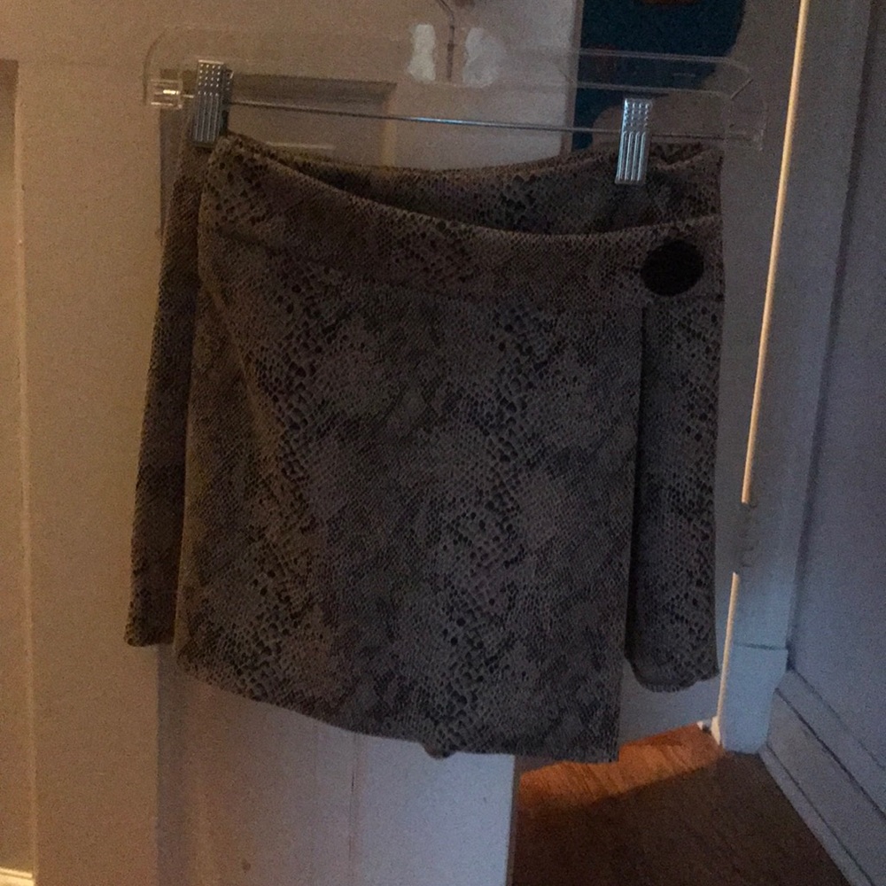 ZARA Snake skin skort